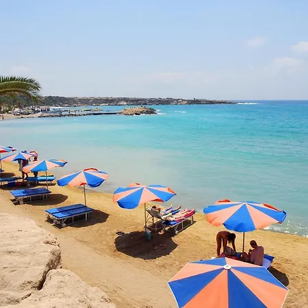 Luxury Coral Bay - Coral Olympus Artemis - 4 Bedroom - Private Swimming Pool - Location *
